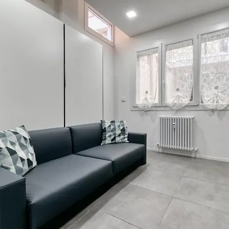 Apartment Ugo Lenzi